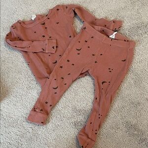Kate Quinn Ribbed Star and Moon Pajama Set